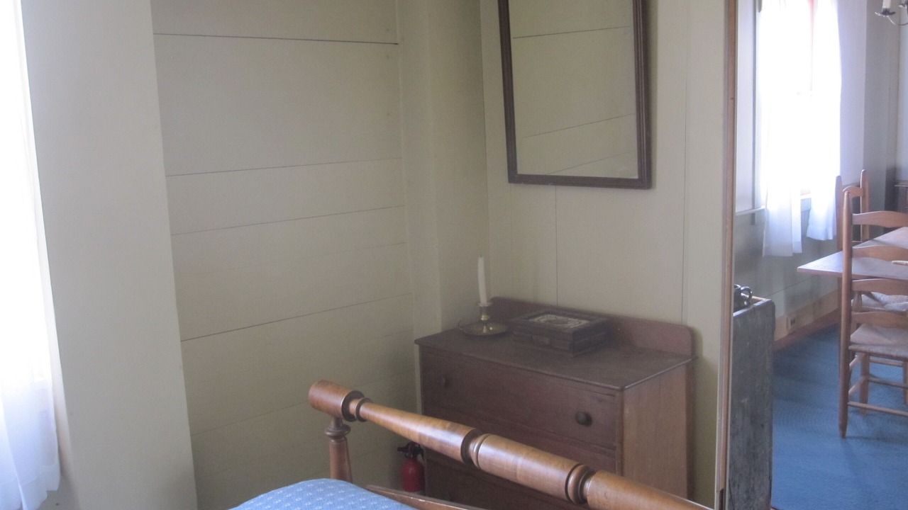 Photo of Bedroom in Jamestown