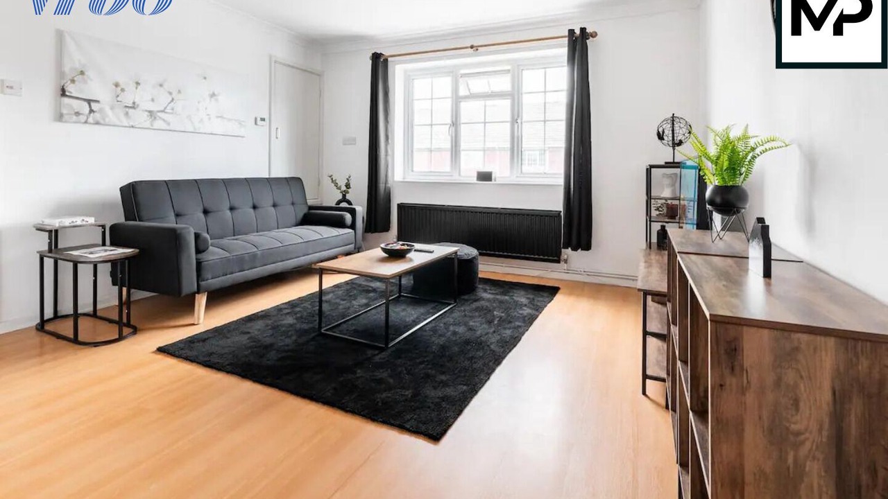 Photo of Livingroom in Epsom