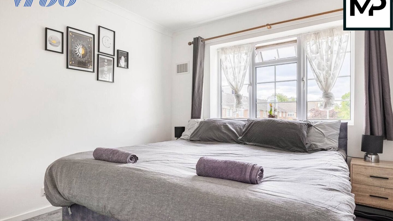 Photo of Bedroom in Epsom