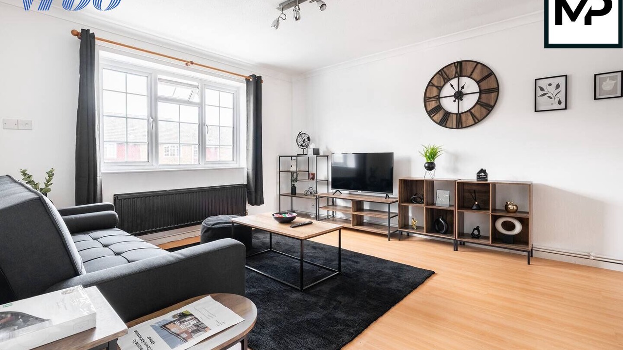 Photo of Livingroom in Epsom