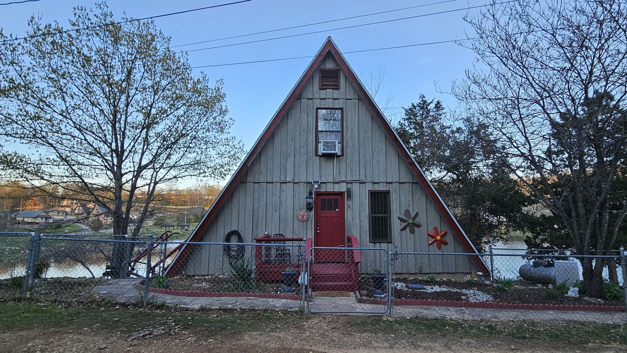 Photo of Outdoor in Hardy