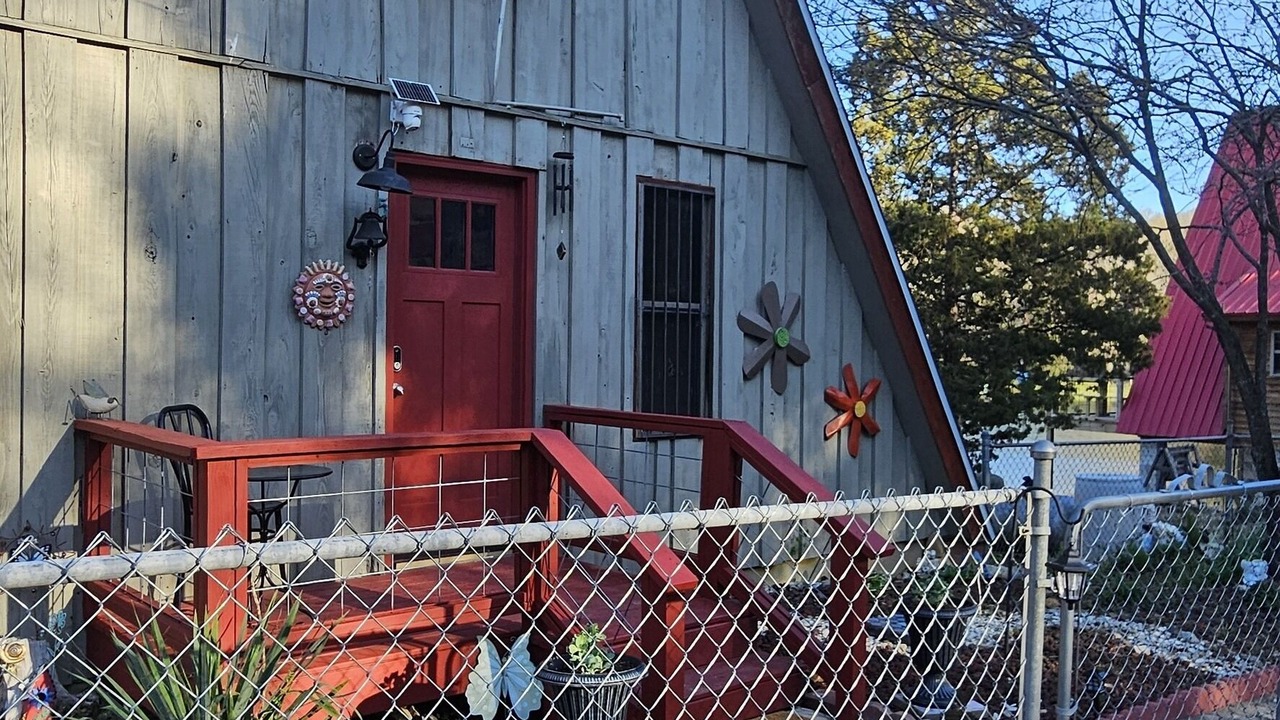 Photo of Outdoor in Hardy