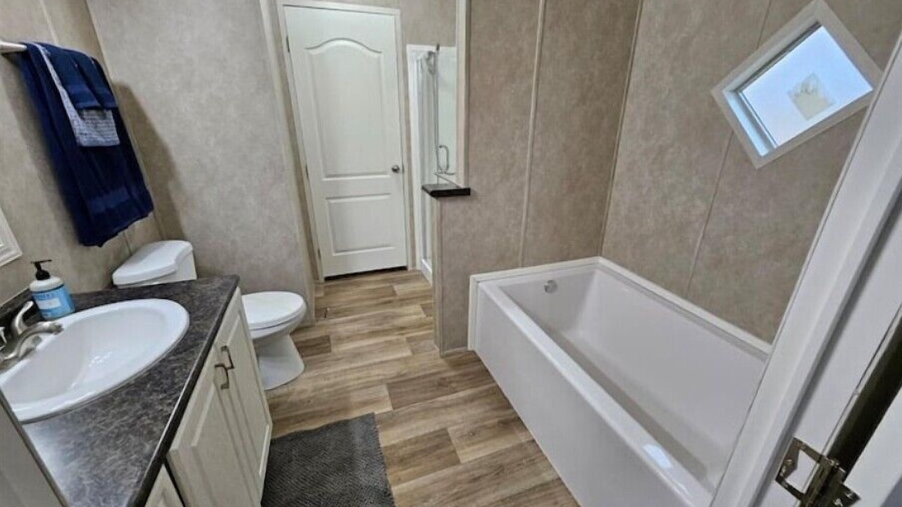 Photo of Bathroom in Sperry