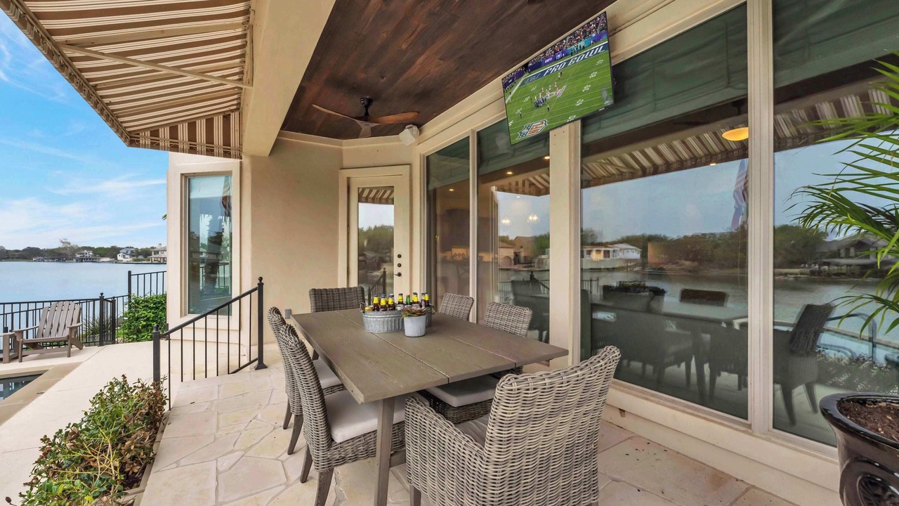 Photo of Outdoor in Horseshoe Bay West