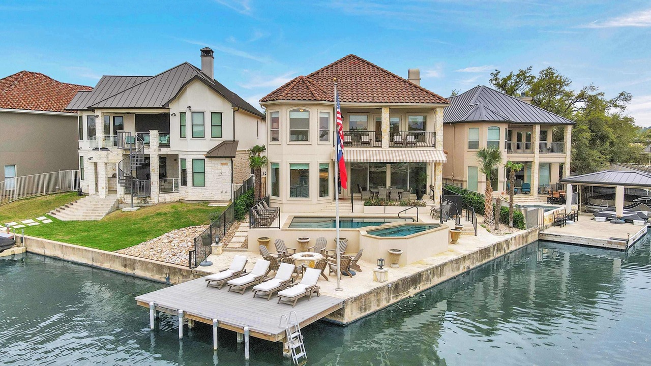 Photo of Outdoor in Horseshoe Bay West