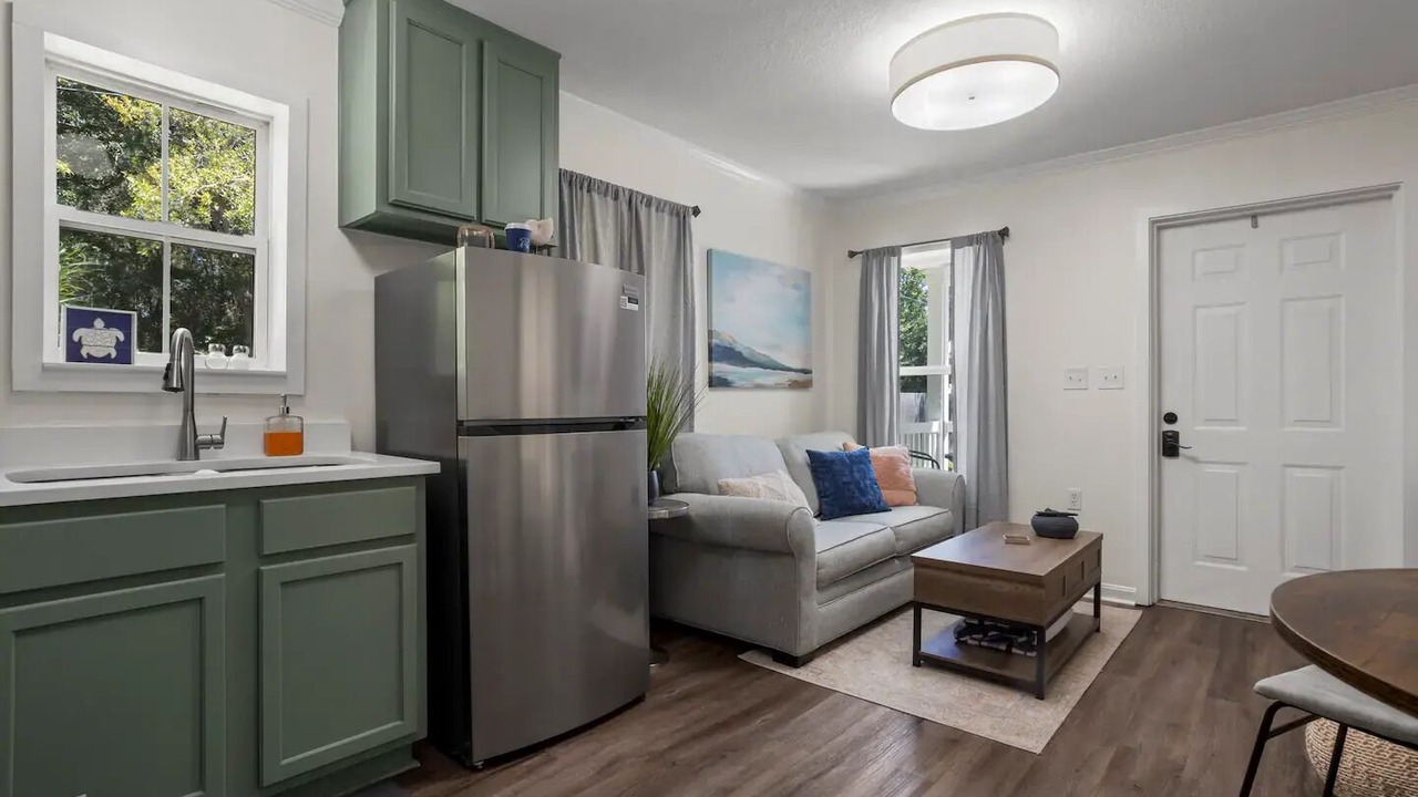 Photo of Livingroom in Ocean Springs