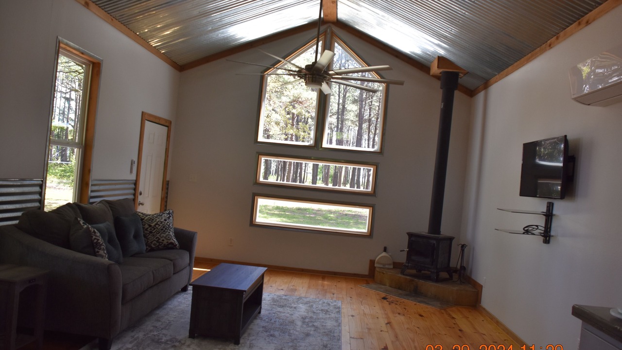 Photo of Livingroom in Canton