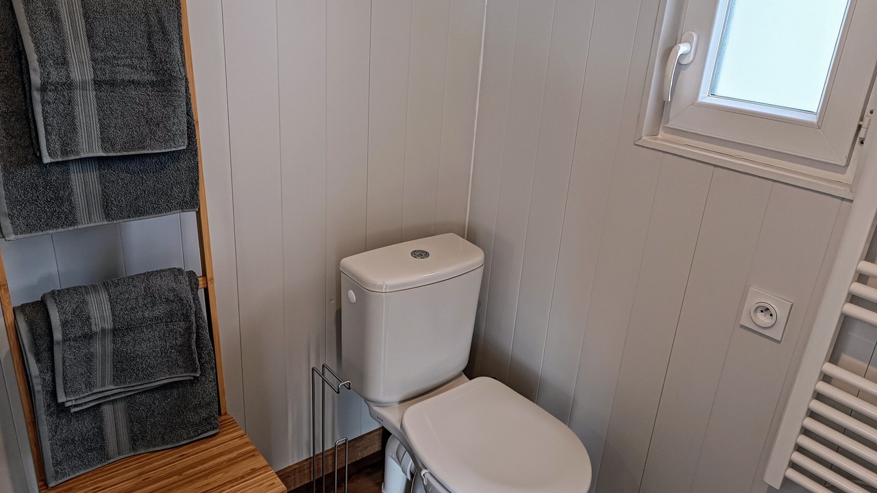 Photo of Bathroom in Graves-Saint-Amant