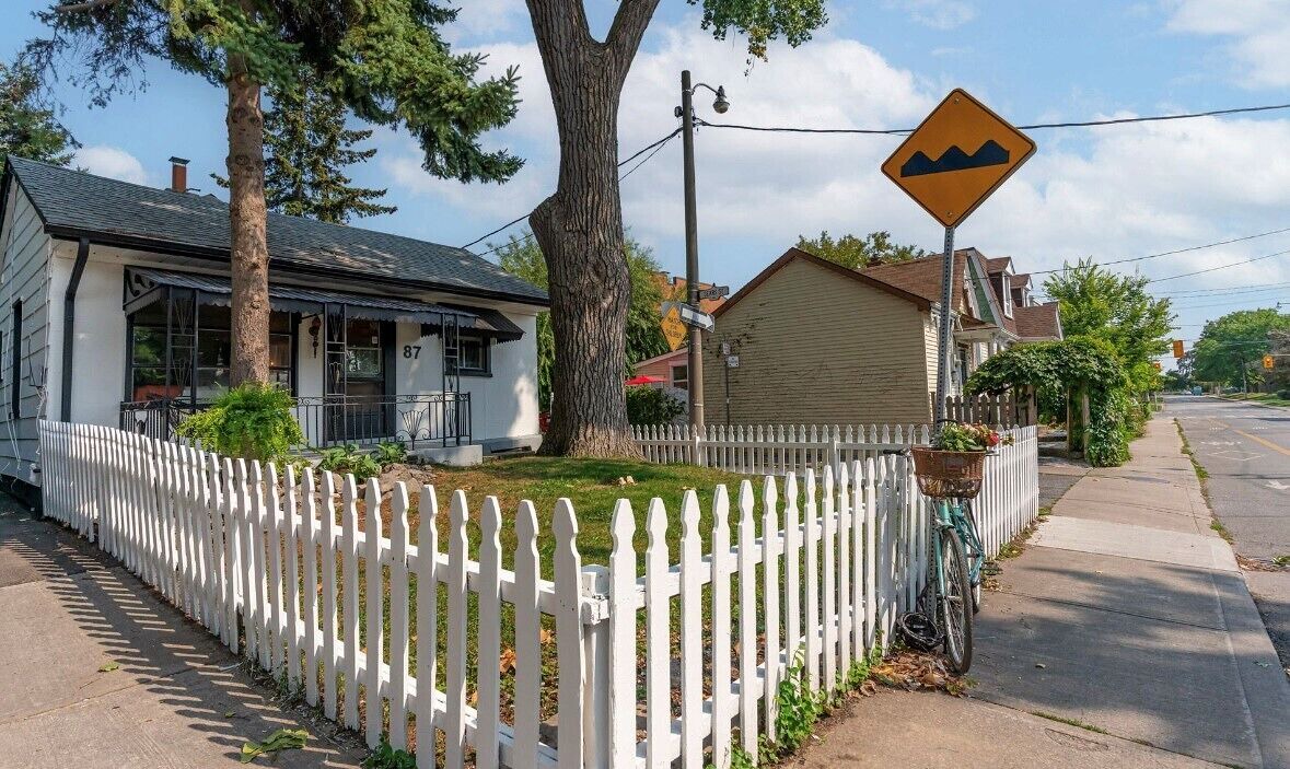 Photo of Outdoor in Greenwood - Coxwell