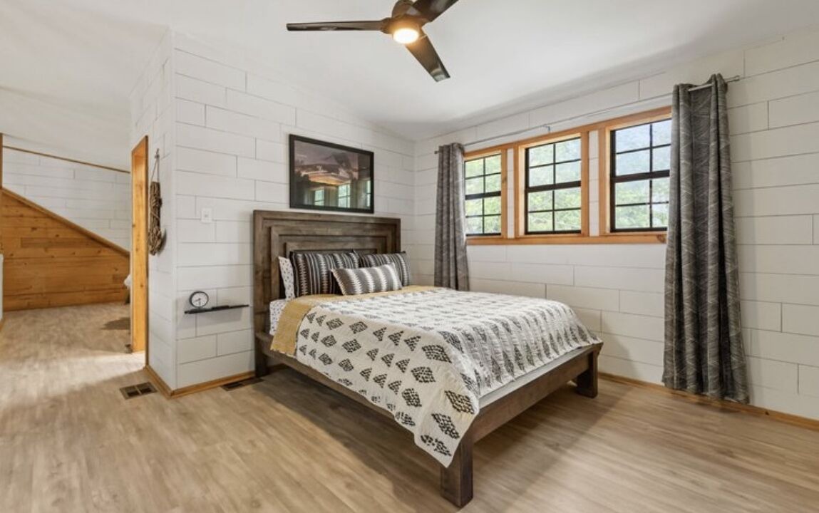 Photo of Bedroom in Dennis