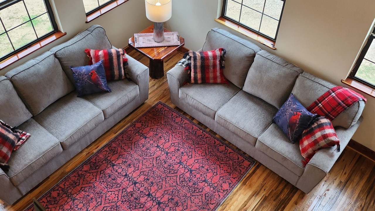 Photo of Livingroom in Cayuga
