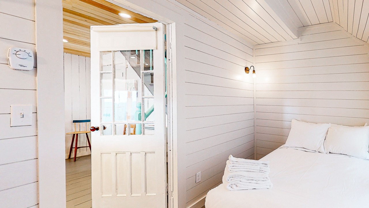 Photo of Bedroom in Rockport