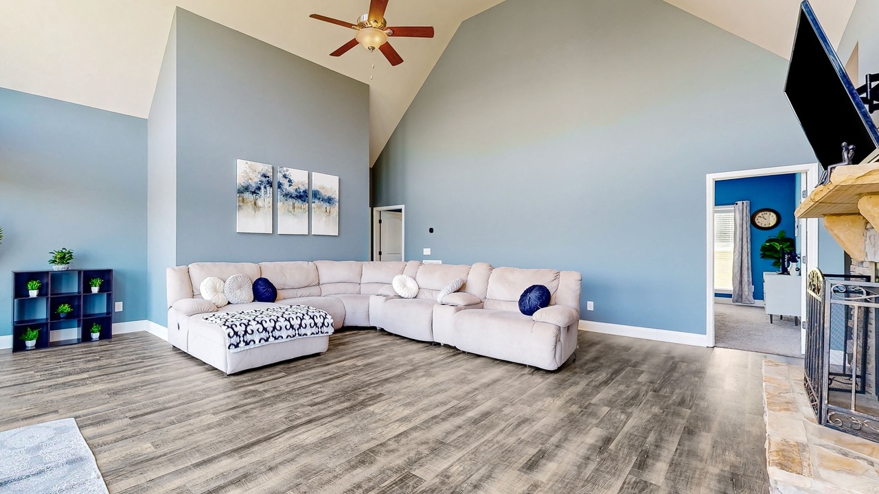 Photo of Livingroom in Dixon Springs