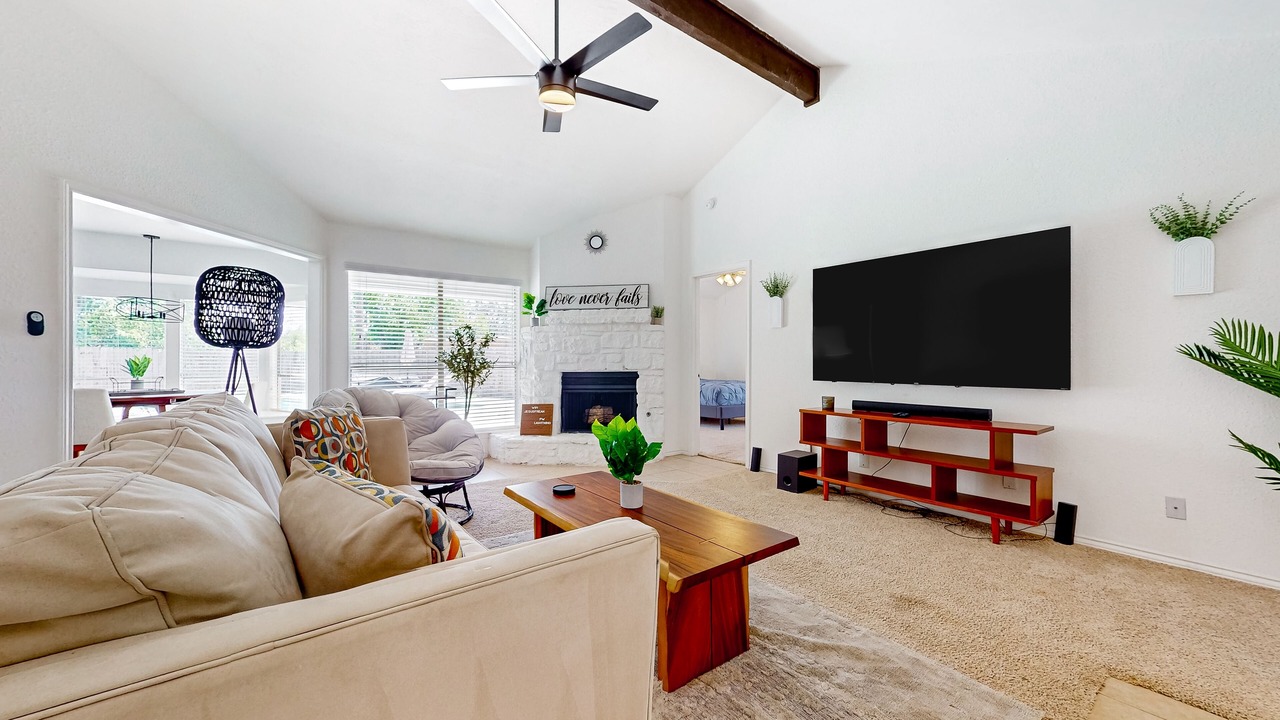 Photo of Livingroom in Round Rock