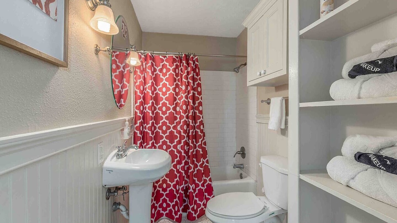 Photo of Bathroom in West Park