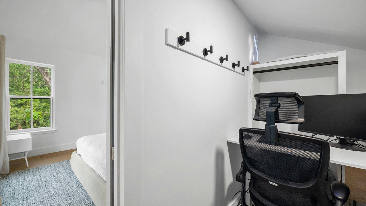 Photo of Bedroom in Govalle