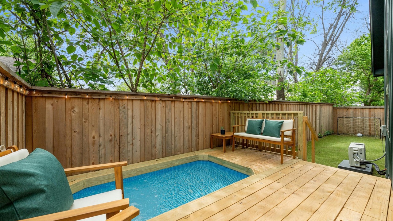 Photo of Outdoor in Govalle
