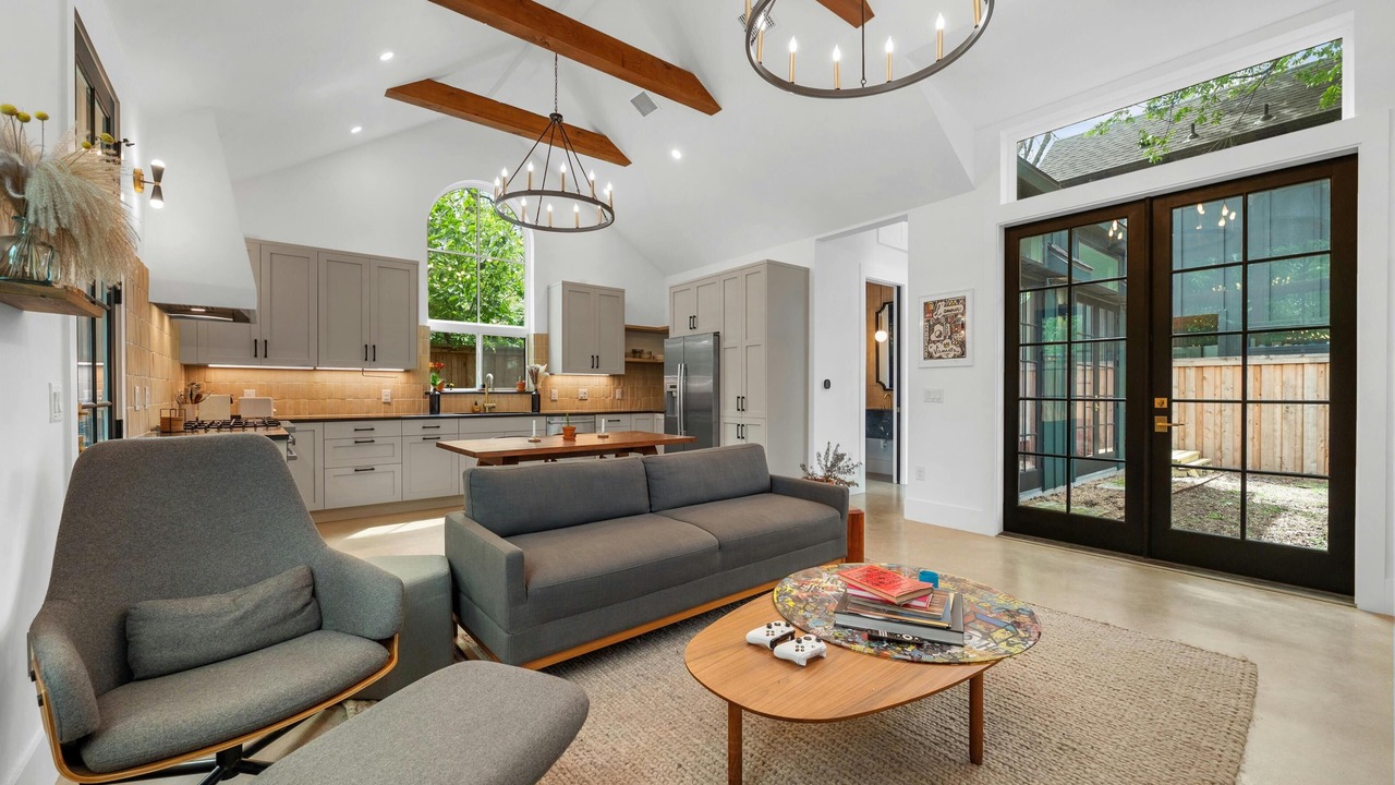 Photo of Livingroom in Govalle