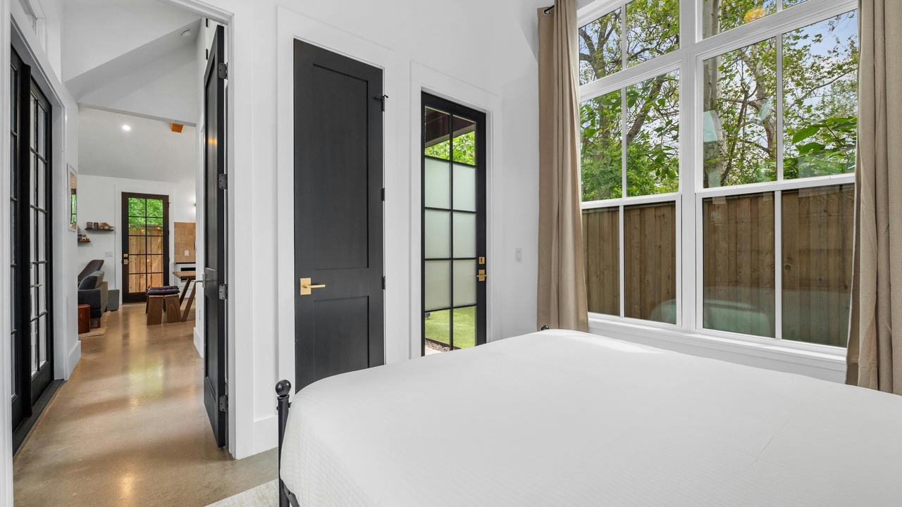 Photo of Bedroom in Govalle