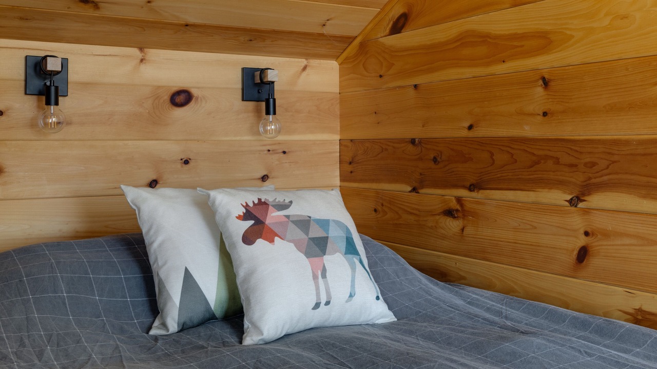 Photo of Bedroom in Saint-Aime-du-Lac-des-Iles