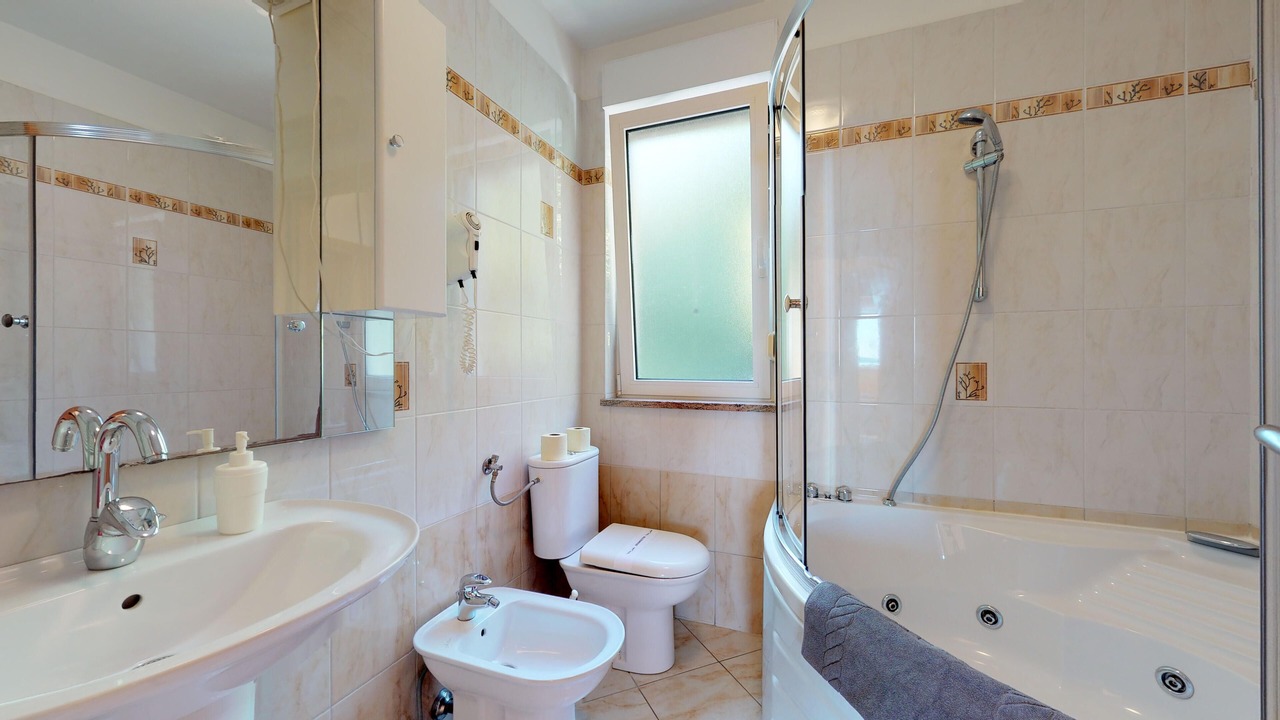 Photo of Bathroom in Icici
