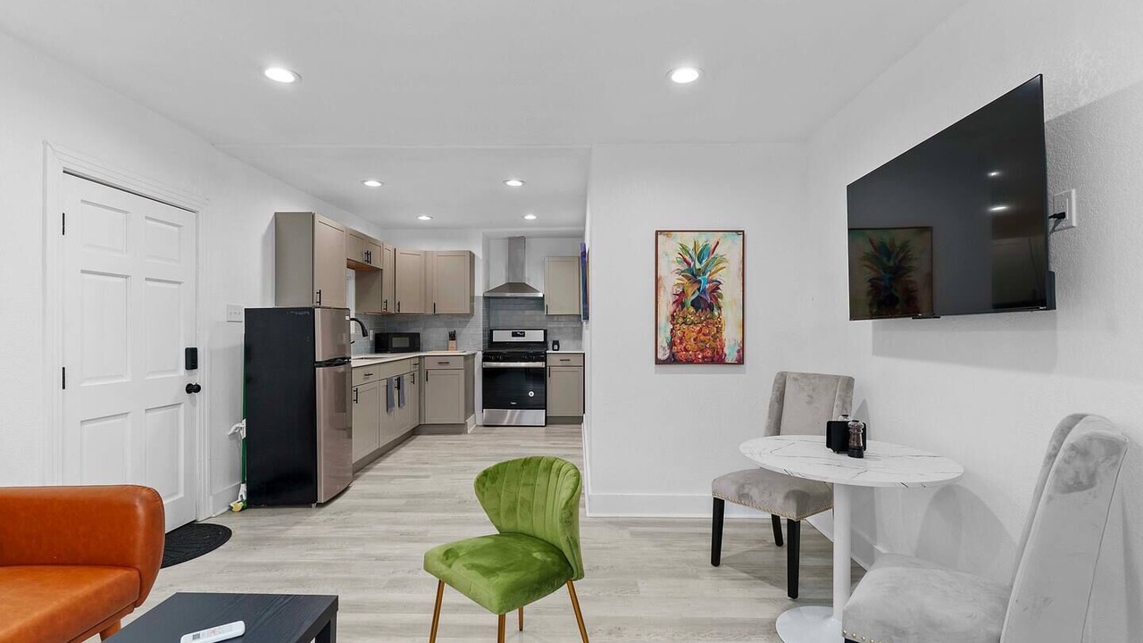 Photo of Bedroom in Lake Eola Heights