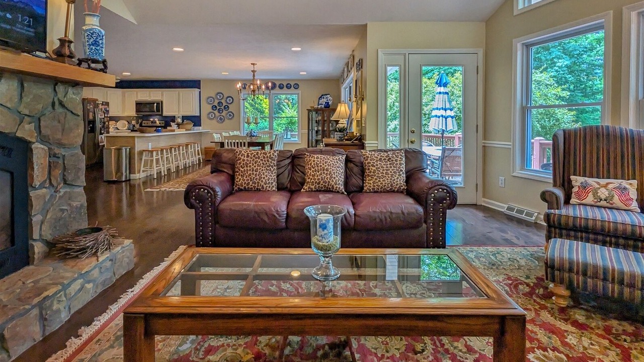 Photo of Livingroom in Lake Junaluska