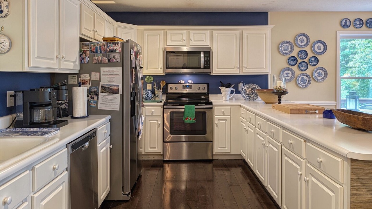 Photo of Kitchen in Lake Junaluska