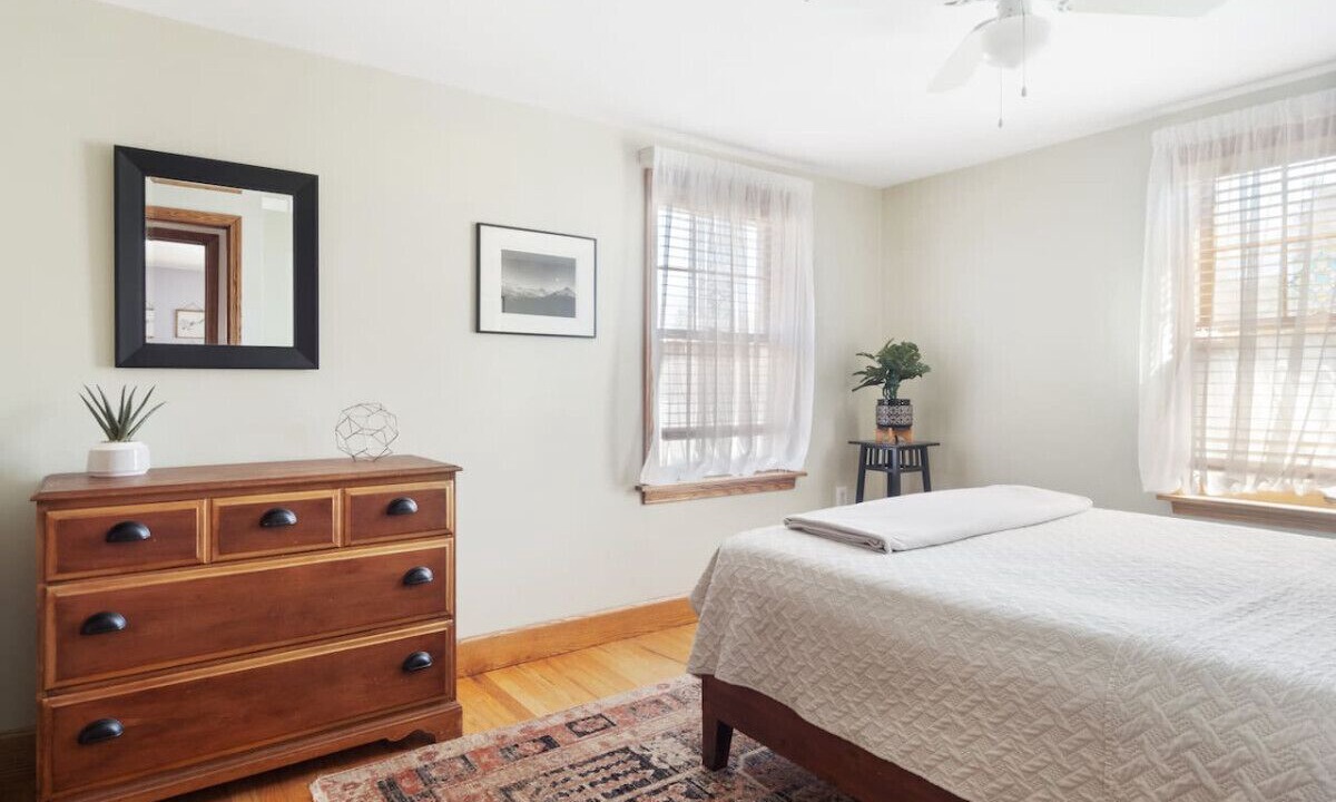 Photo of Bedroom in Lakewood