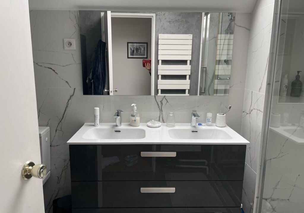 Photo of Bathroom in Plaisir