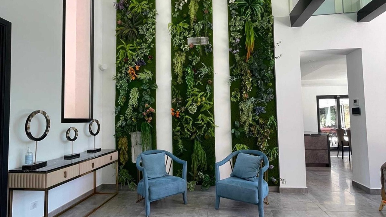 Photo of Others in Caremeau