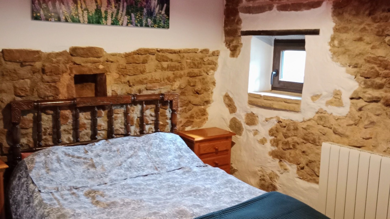Photo of Bedroom in Loporzano