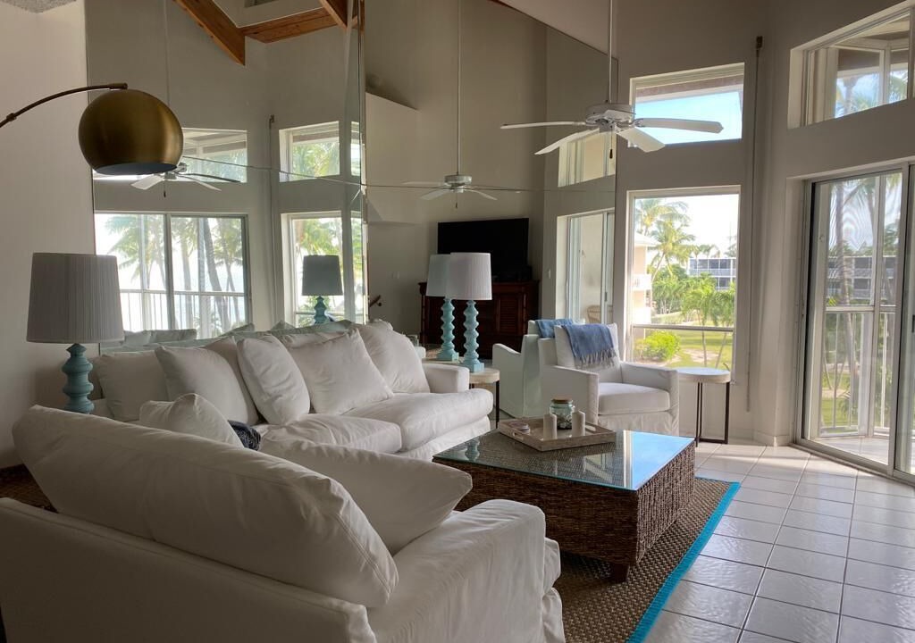 Photo of Livingroom in Layton