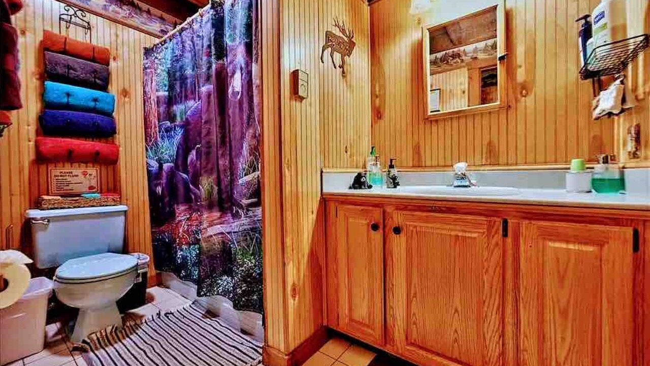 Photo of Bathroom in Tobyhanna