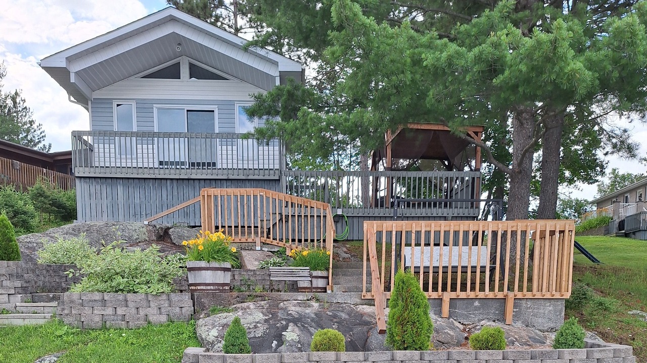 Photo of Outdoor in West Arm