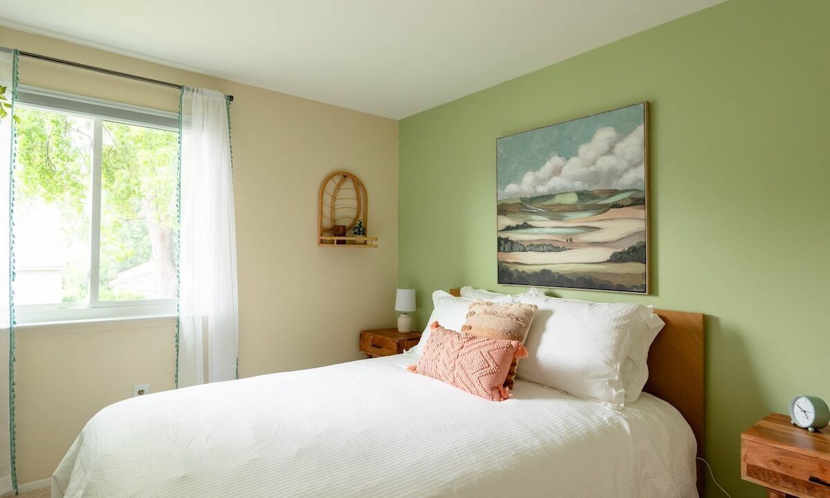 Photo of Bedroom in Clawson