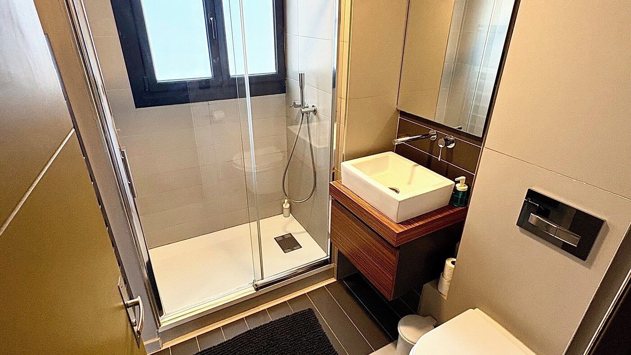 Photo of Bathroom in Richebourg - Saint-Clement
