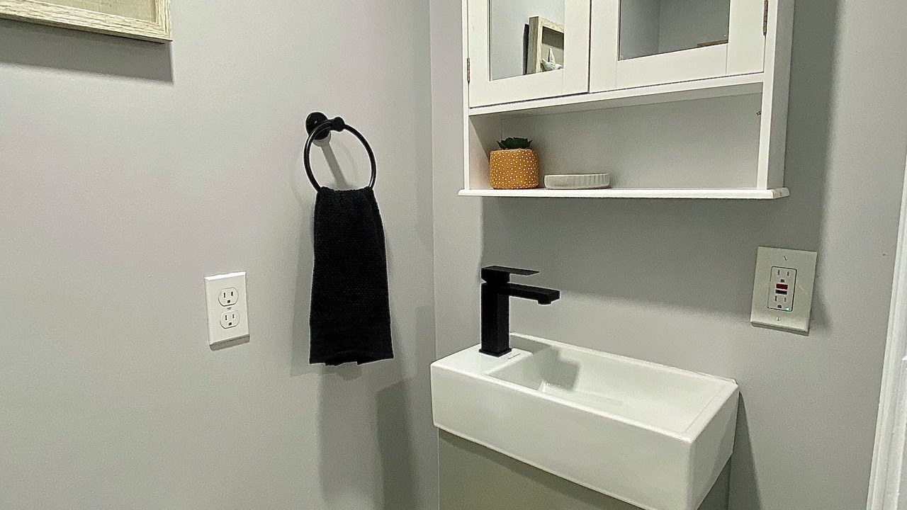 Photo of Bathroom in Elmer