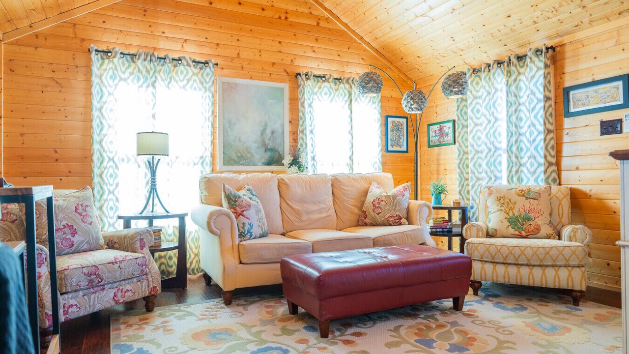 Photo of Livingroom in Terlingua