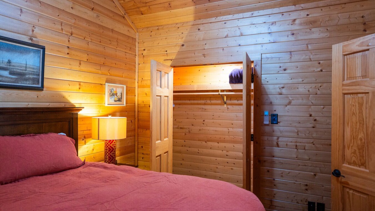 Photo of Bedroom in Terlingua