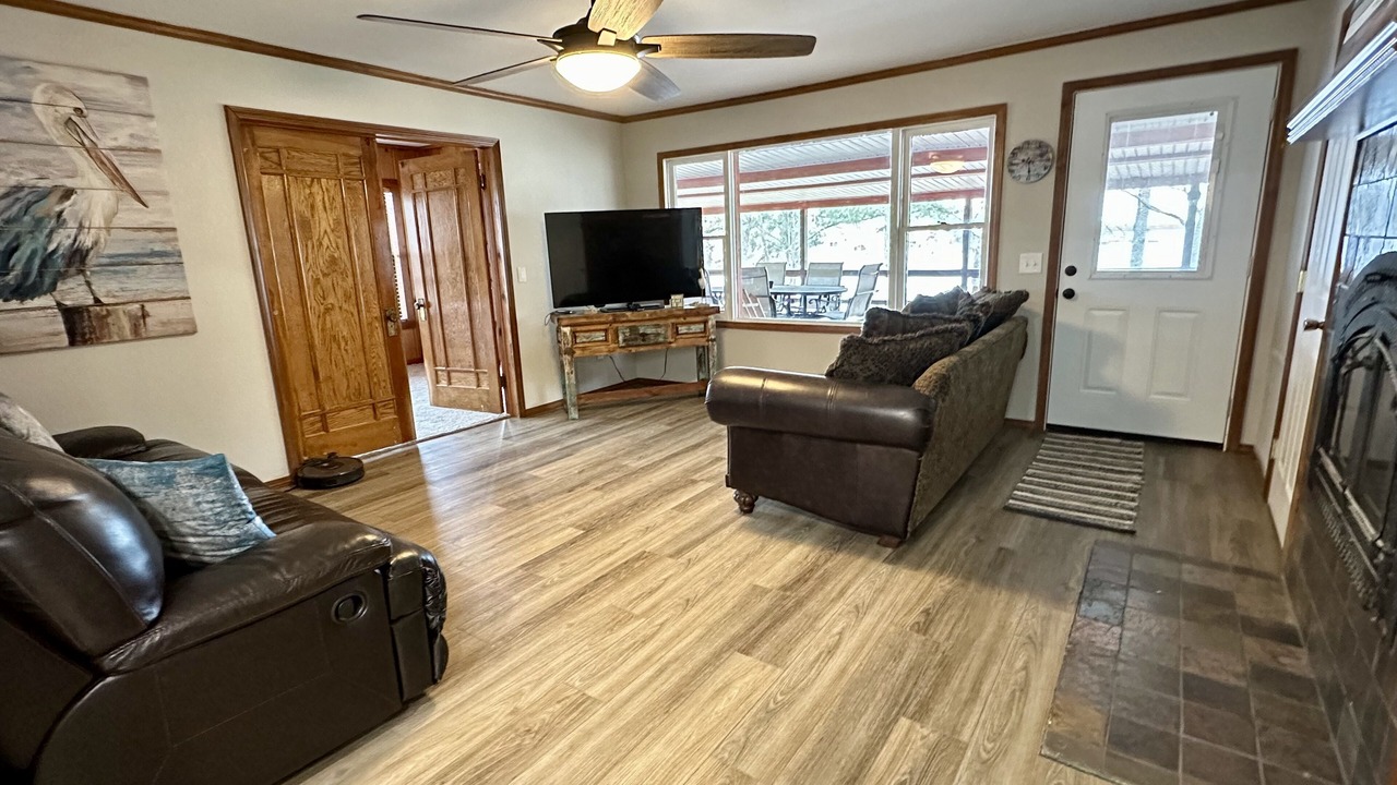 Photo of Livingroom in Jay