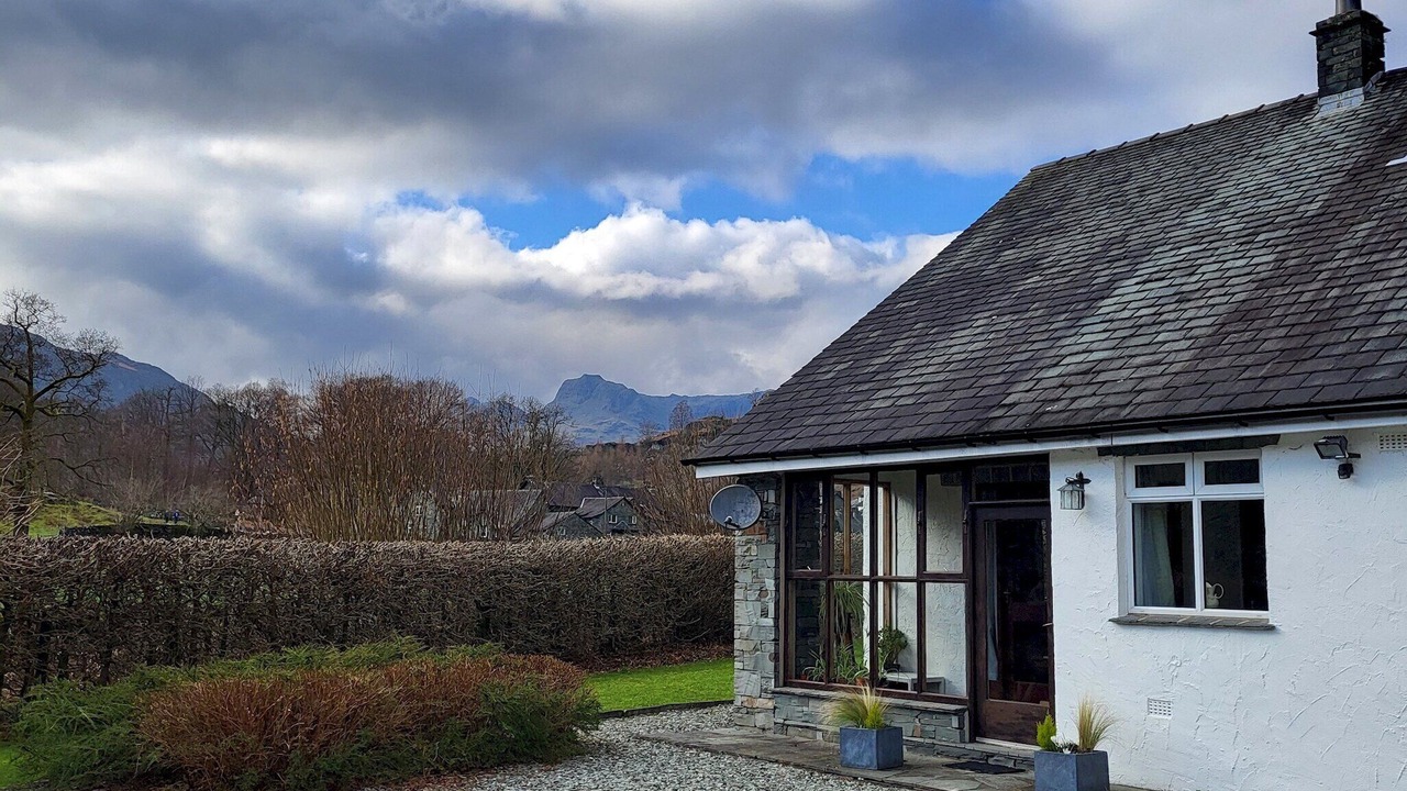 Photo of Outdoor in Chapel Stile