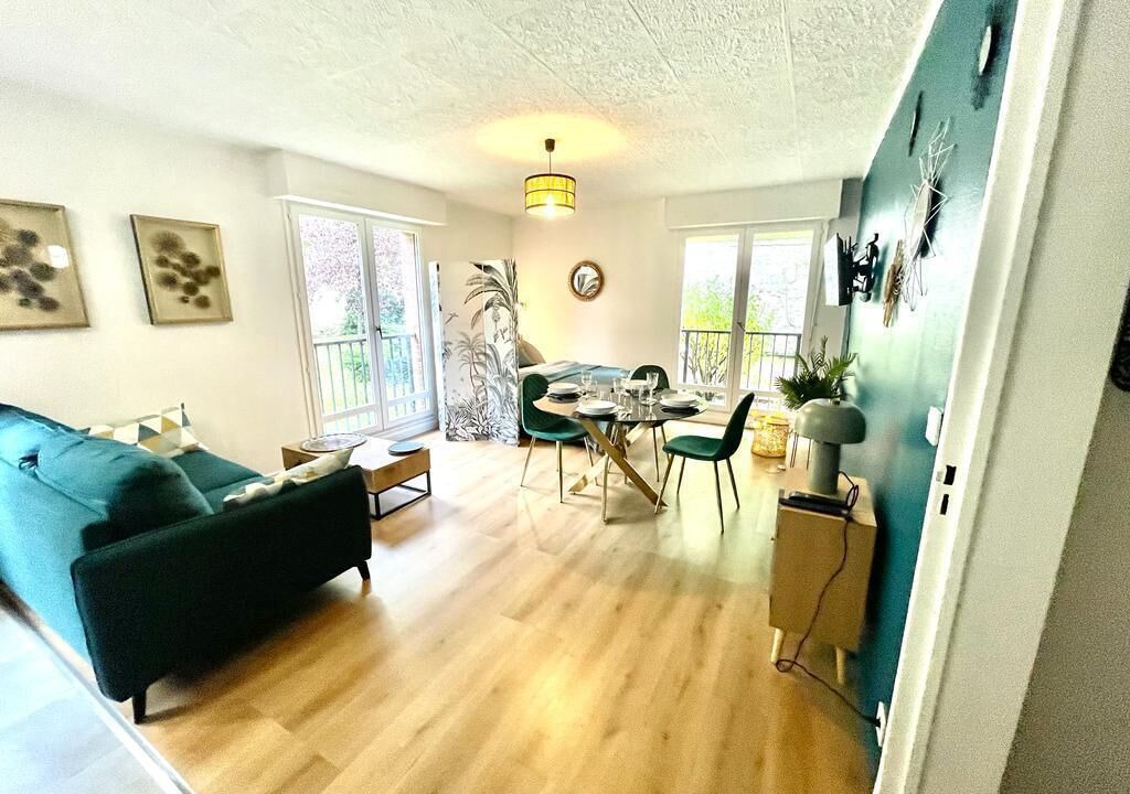 Photo of Livingroom in Fontainebleau