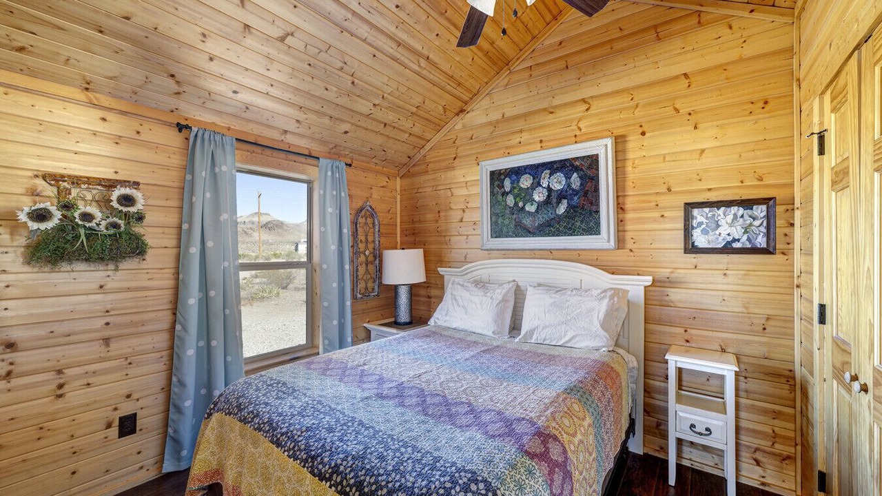 Photo of Bedroom in Terlingua