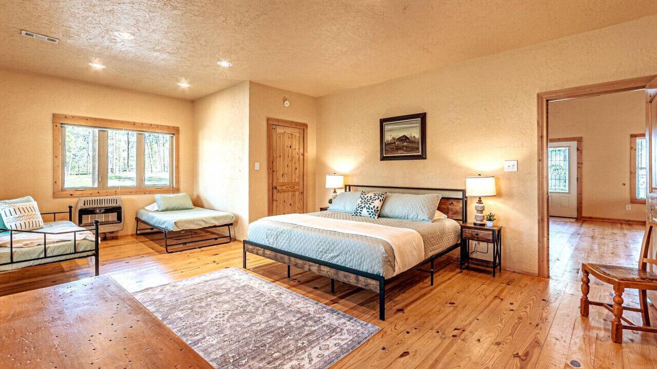 Photo of Bedroom in Winnsboro