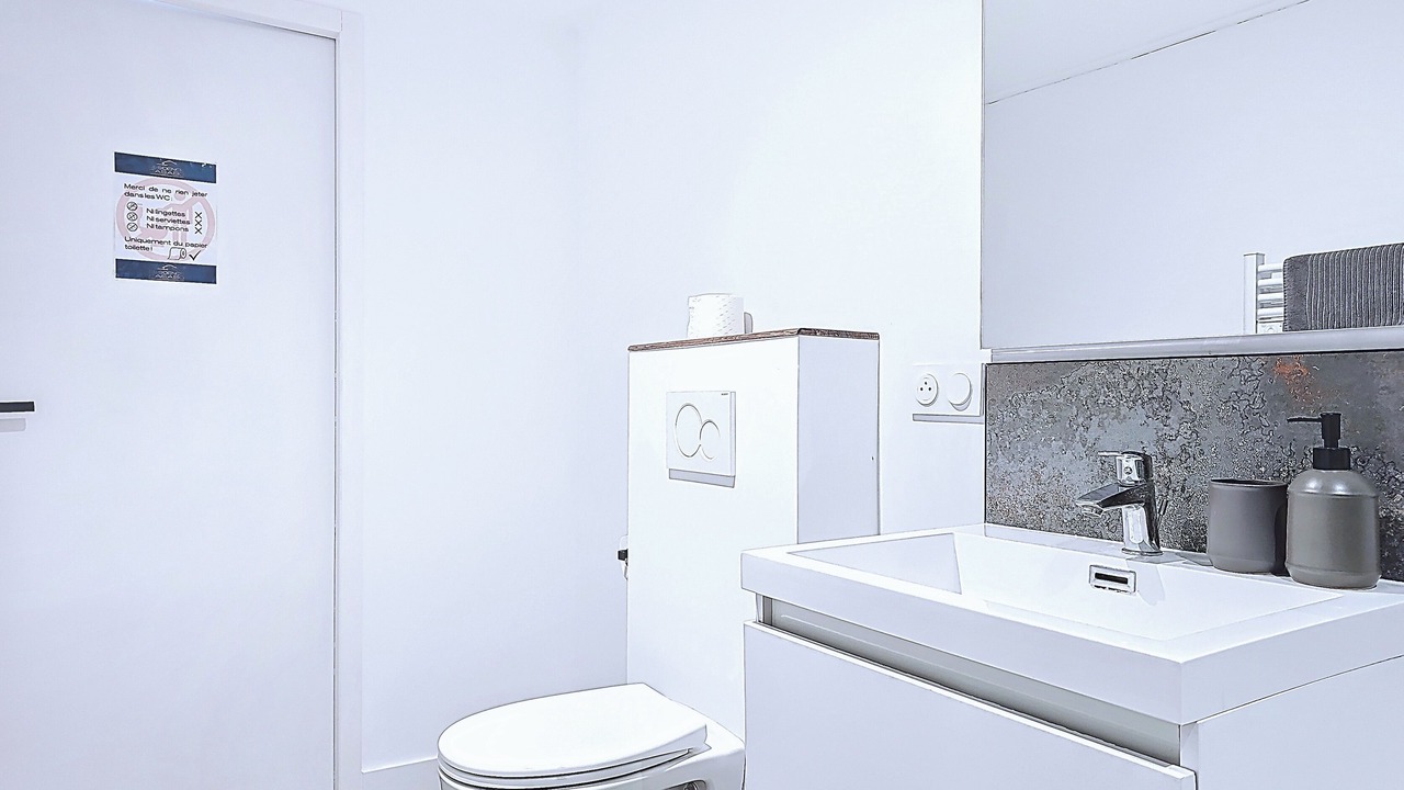 Photo of Bathroom in Cholet