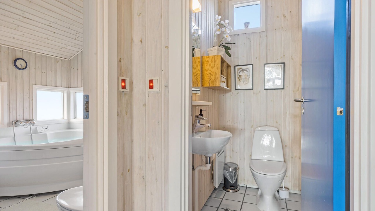 Photo of Bathroom in Jørgensø