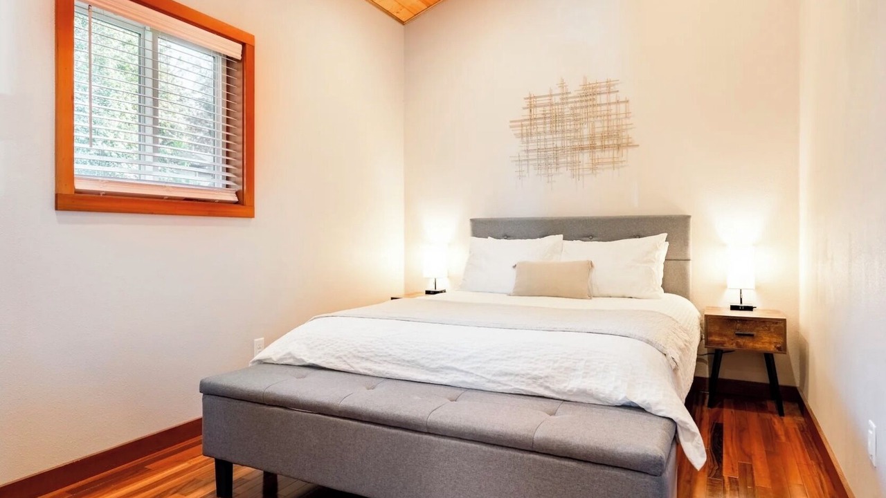 Photo of Bedroom in Sherwood - Tualatin South