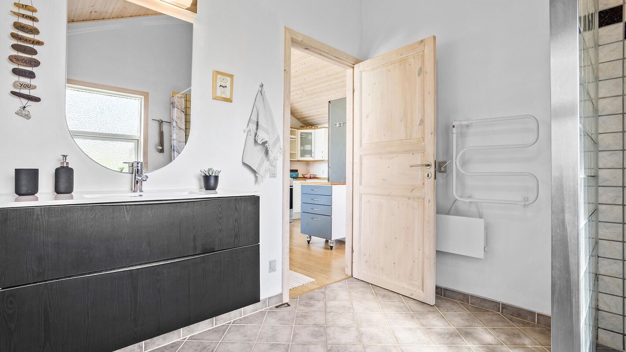 Photo of Bathroom in Agger