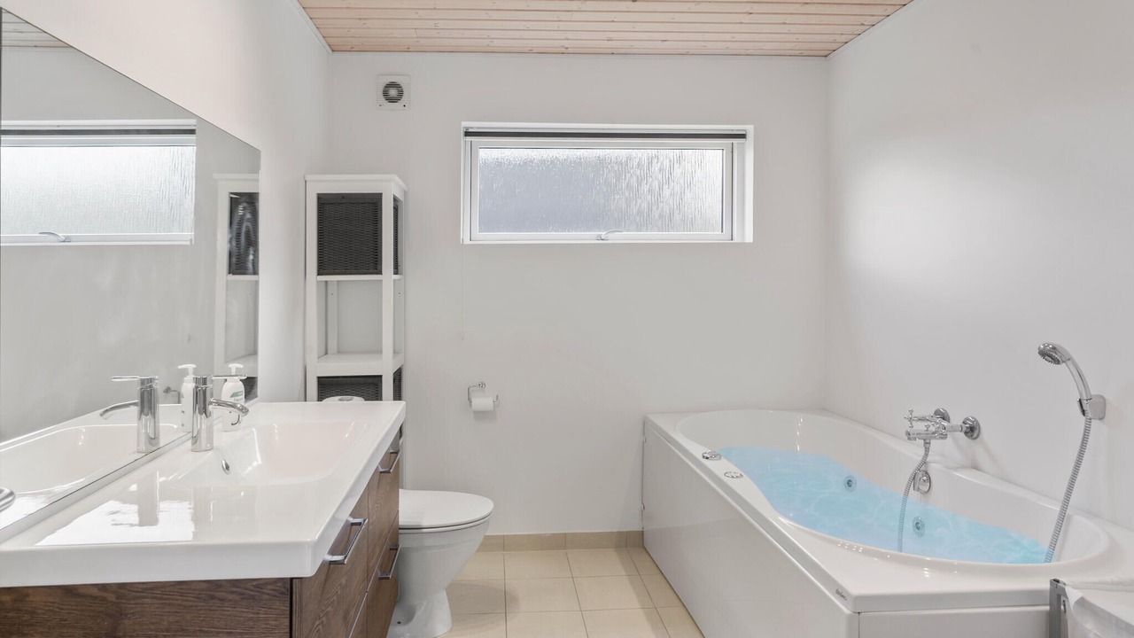 Photo of Bathroom in Stubbekobing